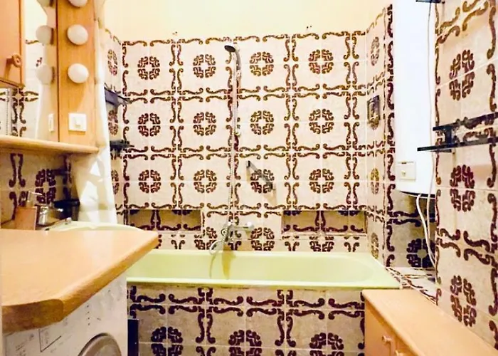 Comfy 2br Apt, For 5p Easy Access To Stadthalle *